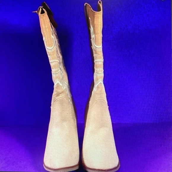 🎉SALE🎉*LastPair*MIATaleyTallWesternBootsNIB NWTBlushSize9 EmbroideredFauxLeather - Picture 6 of 9